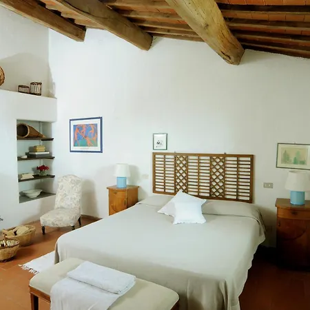 בית נופש Borgo Casaglia *
